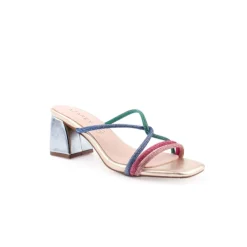 Chinelo AZAREY