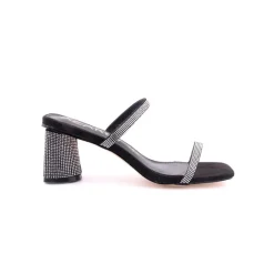 Chinelo AZAREY