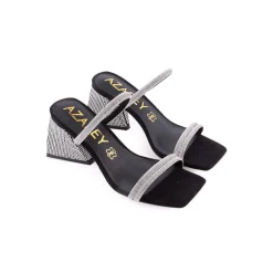 Chinelo AZAREY