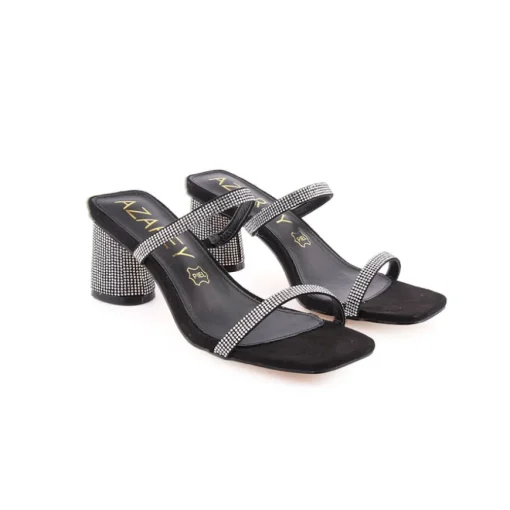 Chinelo AZAREY