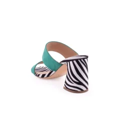 Chinelo AZAREY