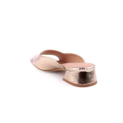 Chinelo AZAREY