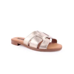 Chinelo BEBRACCI