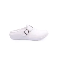 Chinelo DR. MARY