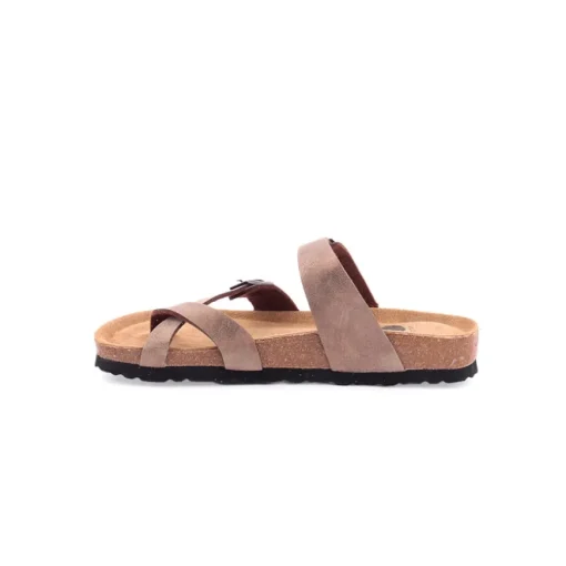 Chinelo GUTTEN