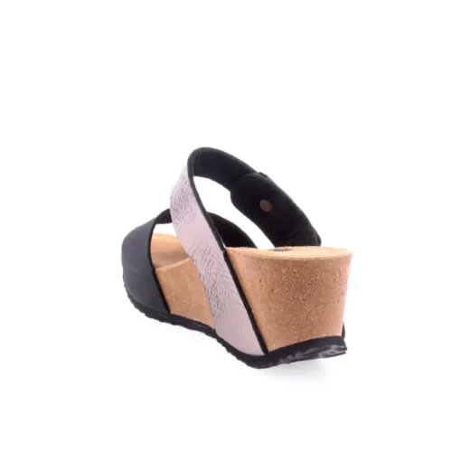 Chinelo GUTTEN