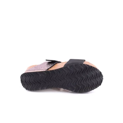 Chinelo GUTTEN