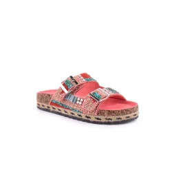 Chinelo ISTERIA