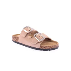 Chinelo ISTERIA