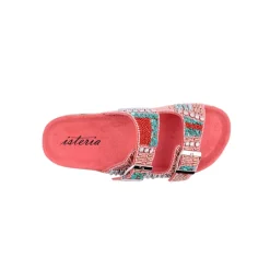 Chinelo ISTERIA