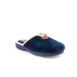 Chinelo JAVER