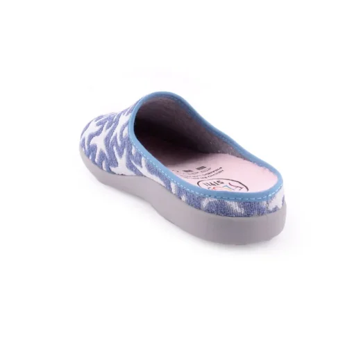 Chinelo JAVER