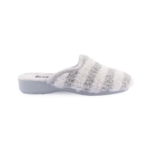 Chinelo JAVER