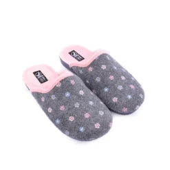 Chinelo JAVER