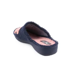 Chinelo JAVER