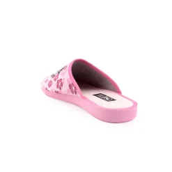 Chinelo JAVER