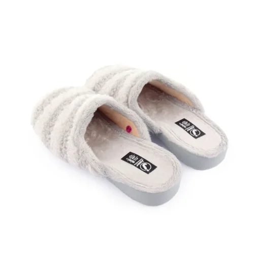 Chinelo JAVER