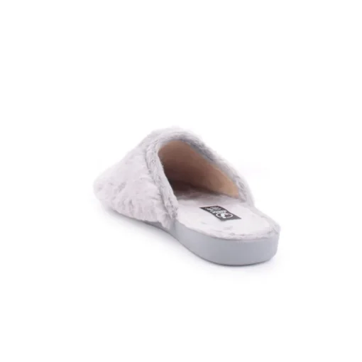 Chinelo JAVER