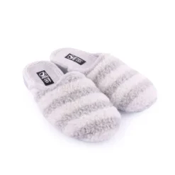 Chinelo JAVER