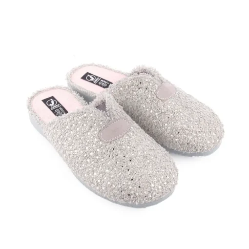 Chinelo JAVER