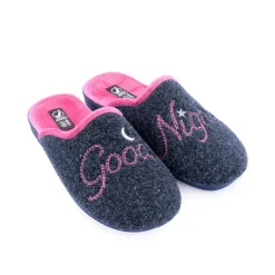 Chinelo JAVER