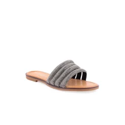 Chinelo LAPIERCE