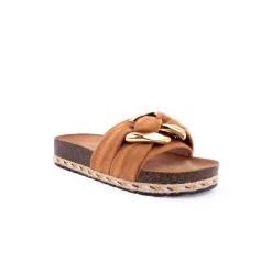 Chinelo LAPIERCE