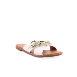 Chinelo LAPIERCE