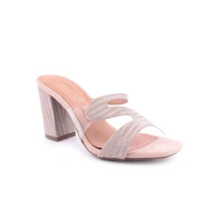 Chinelo LAPIERCE
