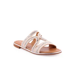 Chinelo LAPIERCE