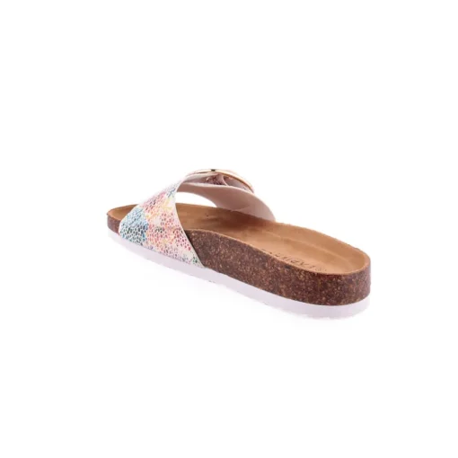 Chinelo LAPIERCE