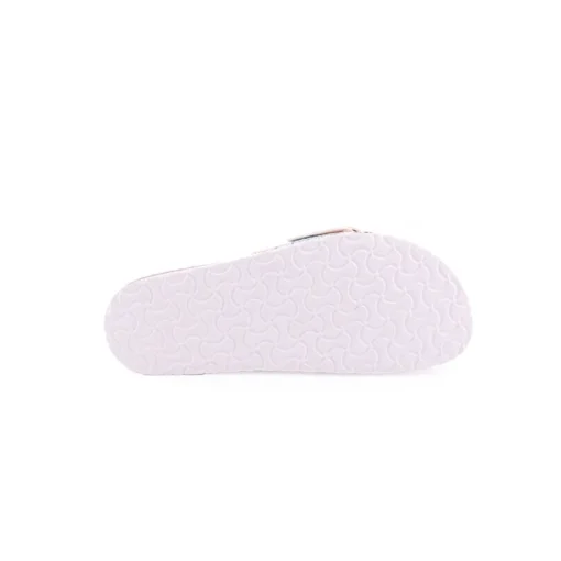 Chinelo LAPIERCE