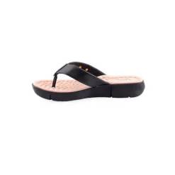 Chinelo MODARE