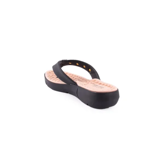 Chinelo MODARE