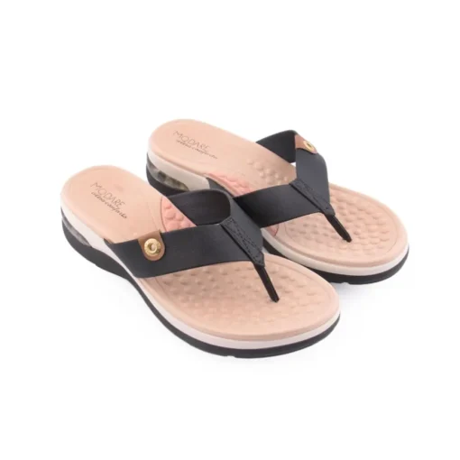 Chinelo MODARE