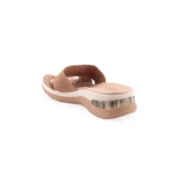 Chinelo MODARE