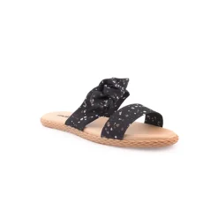 Chinelo MOLECA