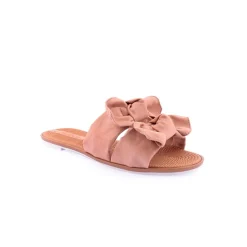 Chinelo MOLECA