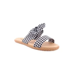 Chinelo MOLECA
