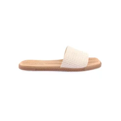 Chinelo MOLECA