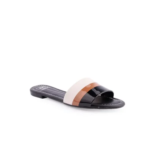 Chinelo MOLECA