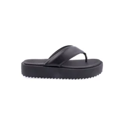 Chinelo MOLECA