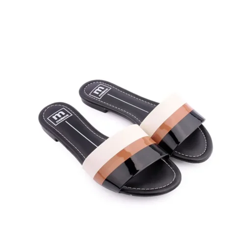 Chinelo MOLECA
