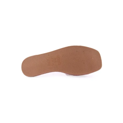Chinelo MOLECA
