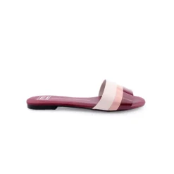 Chinelo MOLECA