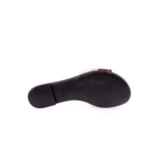 Chinelo MOLECA