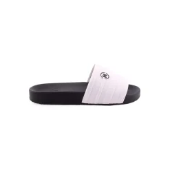 Chinelo MOLEKINHO