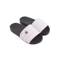 Chinelo MOLEKINHO