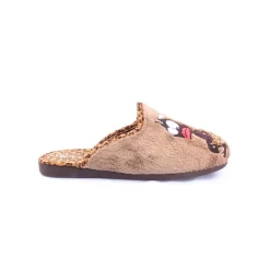 Chinelo SALEMERA