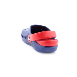 Chinelo UAUH